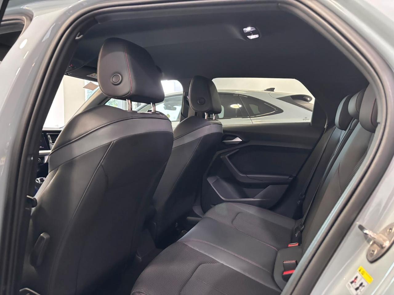 AUDI A1 ALLSTREET 30TFSI S-TRONIC S-LINE EDITION