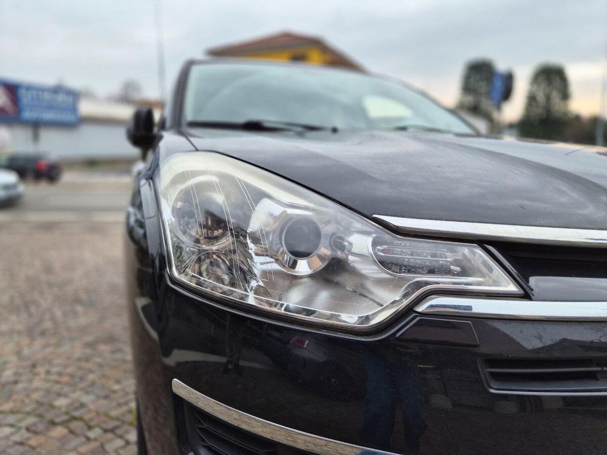 Citroen C-Crosser 2.2 hdi Exclusive dcs