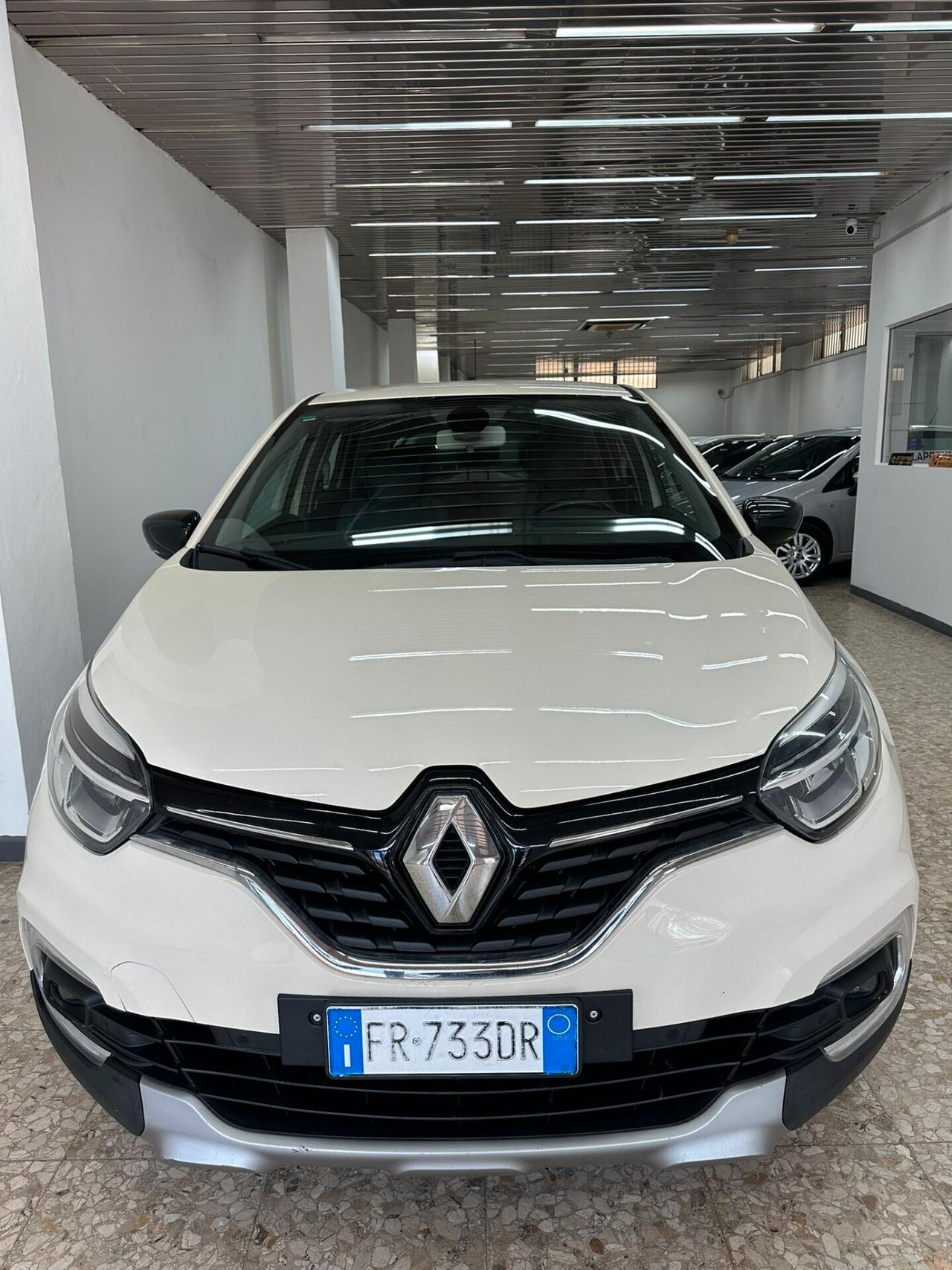 Renault Captur dCi 8V 110 CV Start&Stop Energy Initiale Paris