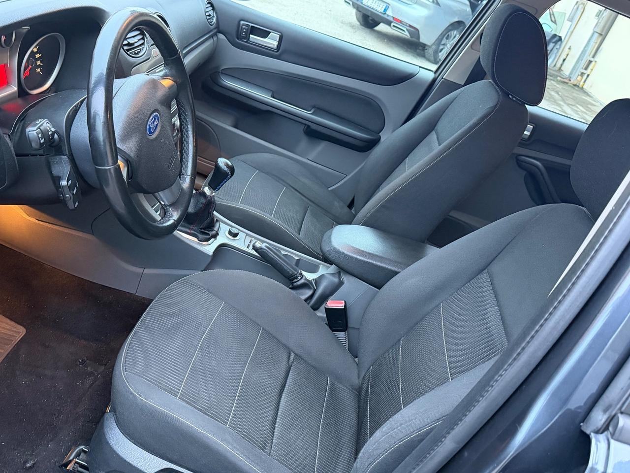 Ford Focus 1.6 TDCi (110CV) SW Titanium Neopatentati