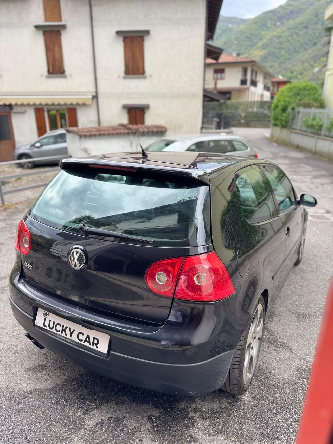 Volkswagen Golf GTI 2.0 16V TFSI 3p.