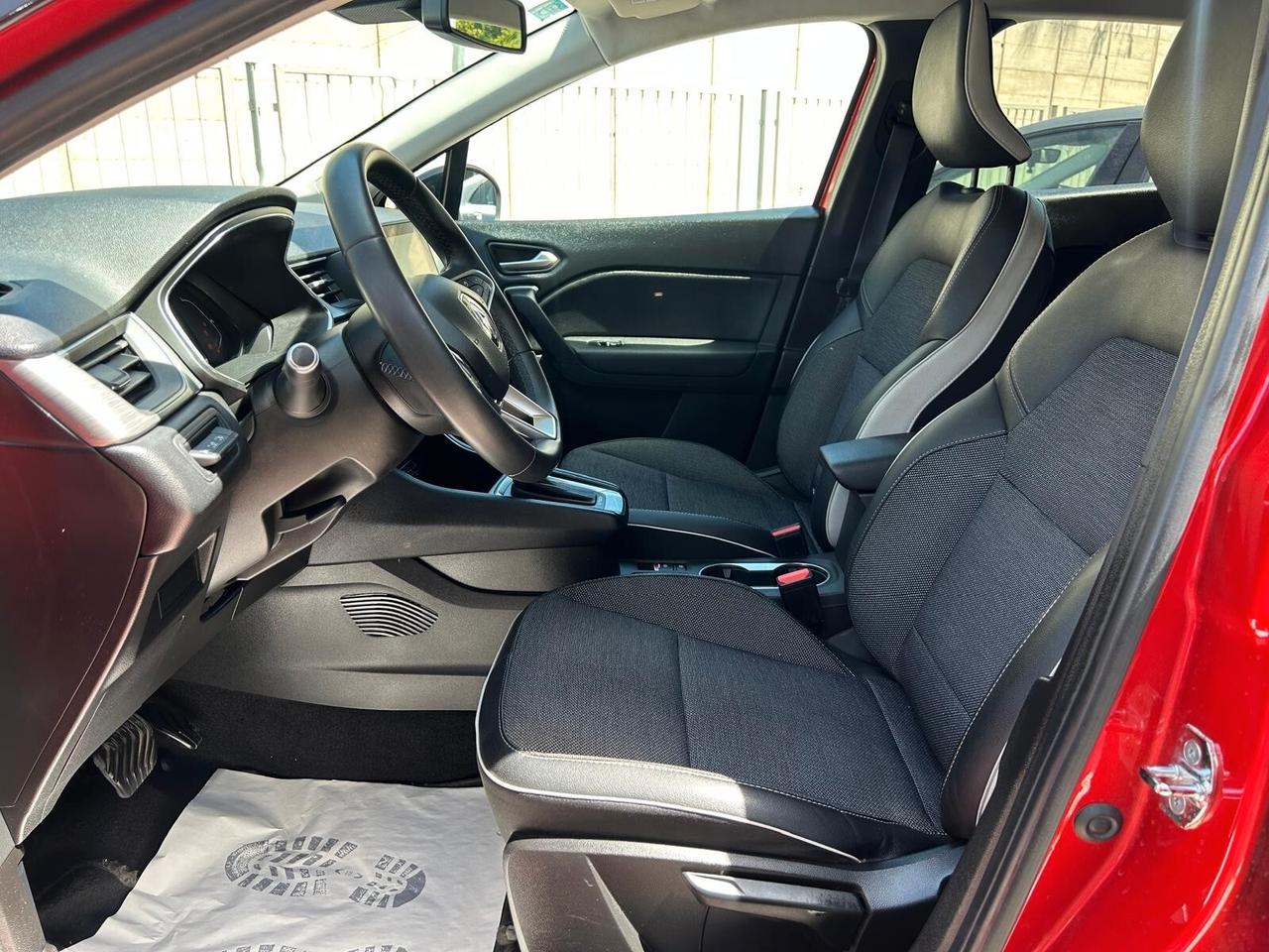 Renault Captur Full Hybrid E-Tech 145 CV Initiale Paris