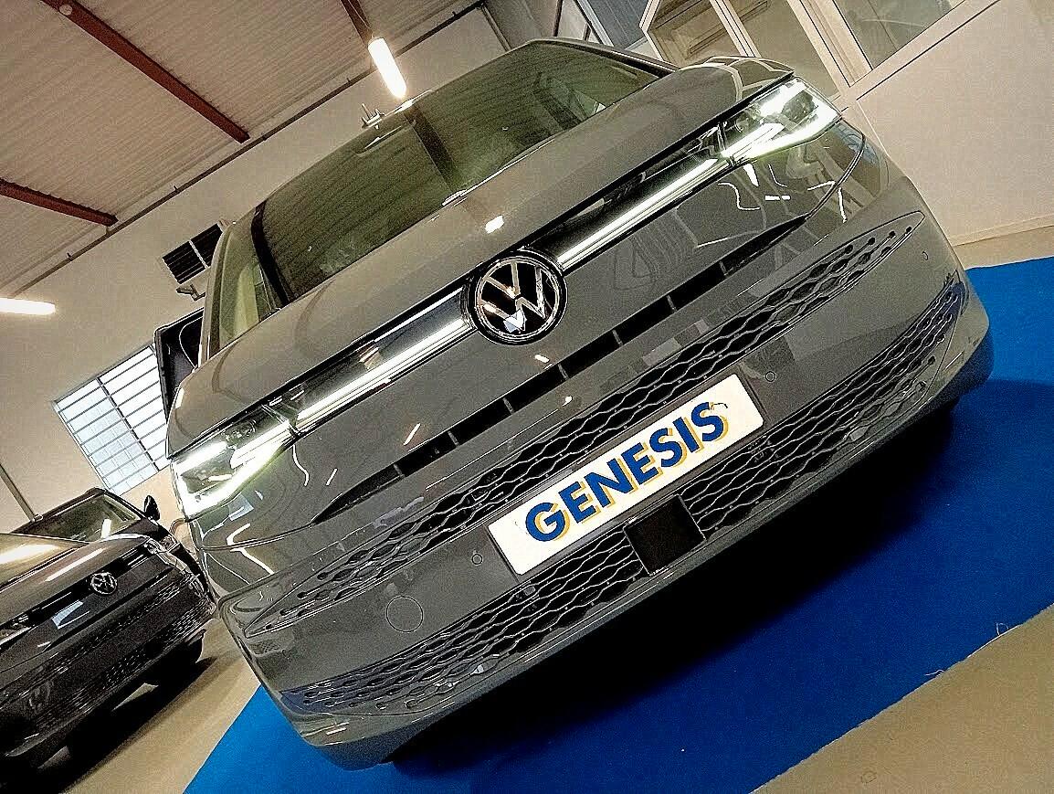 Volkswagen T7 Multivan 1.5 245cv PHEV 4MOTION 4X4 LIFE 7P PRONTA CONS