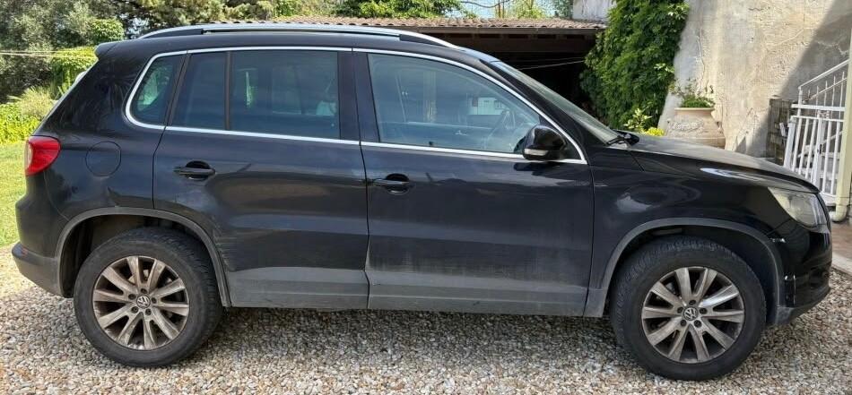 Volkswagen Tiguan 2.0 16V TDI DPF Sport & Style (18°) 4 Motion