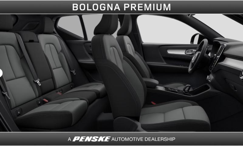 Volvo XC40 B4 automatico Plus Black Edition