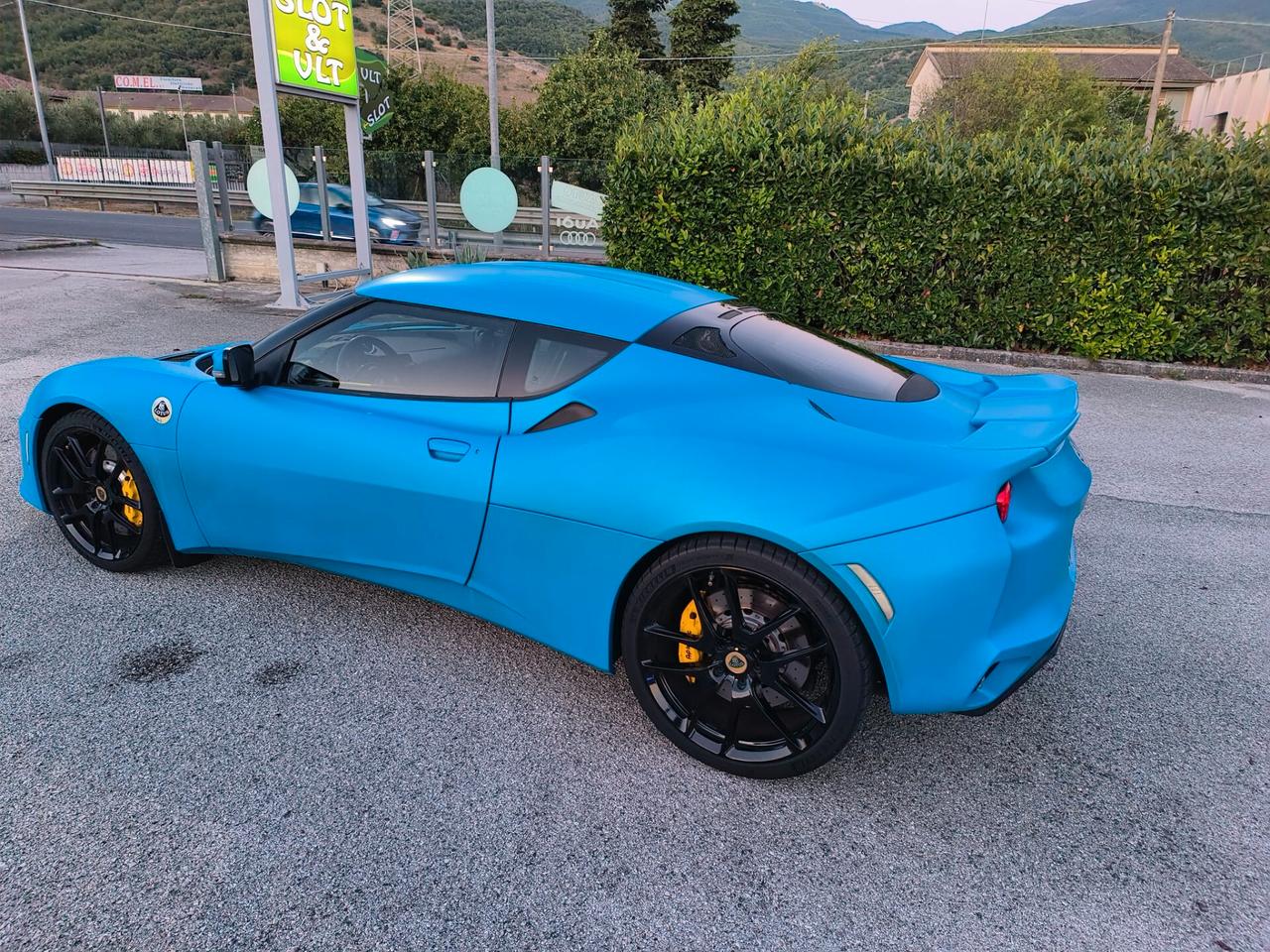 Lotus Evora 400 2+2