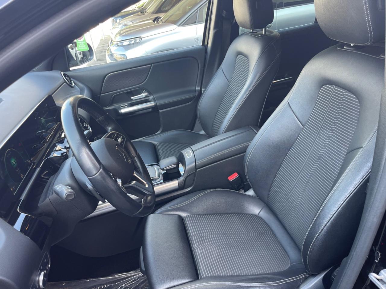 Mercedes-benz GLA 200 d Automatic Sport Plus KM 85.000 CERTIFICATI !!!