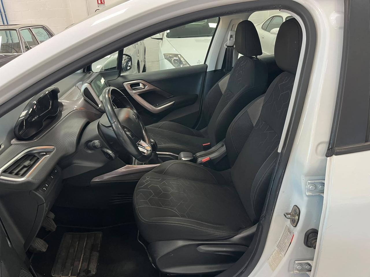 Peugeot 2008 1.2 12v 82cv