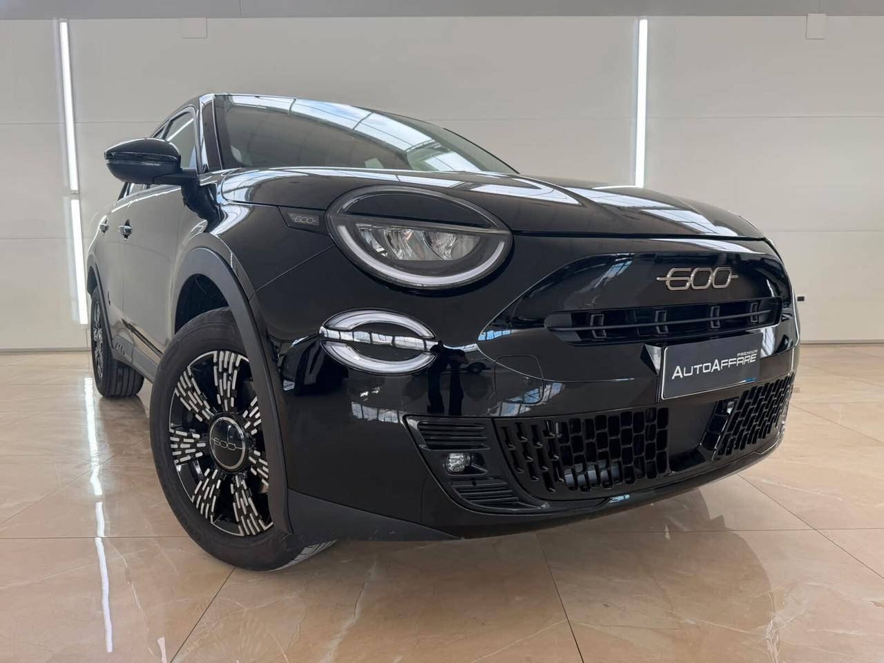 Fiat 600 Hybrid 110 CV DCT MHEV Icon