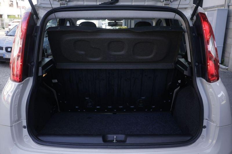 FIAT Panda FIAT Panda 1.2 EasyPower Lounge 51KW ANNO 2015