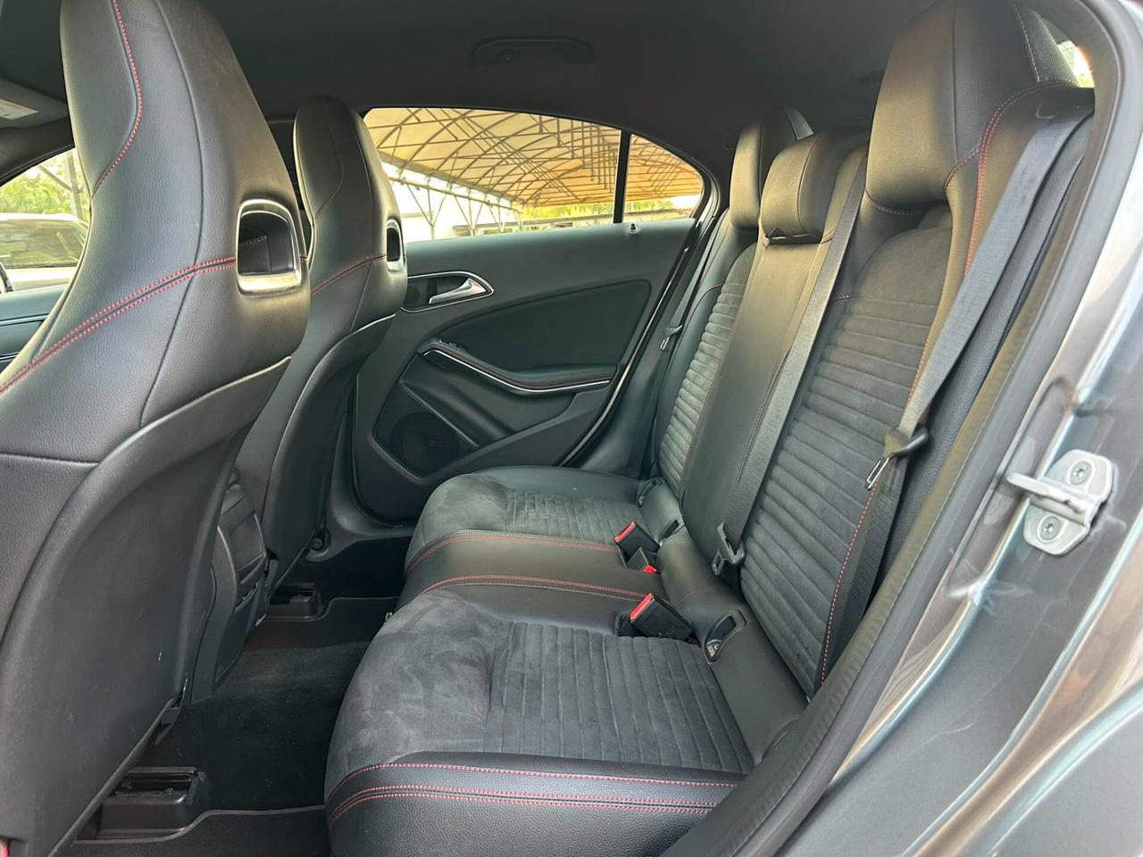 Mercedes-benz A 180 d Premium