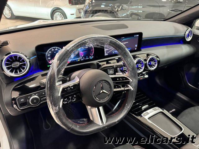 MERCEDES-BENZ A 180 Automatic AMG Line Premium