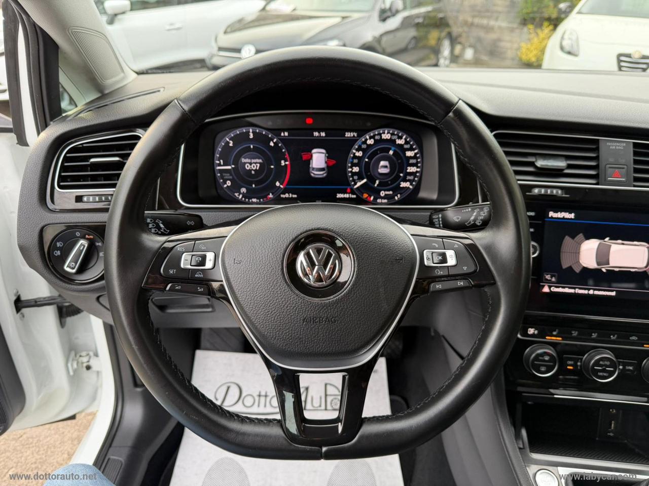 VOLKSWAGEN Golf 7.5 2.0 TDI 5p. Executive BMT