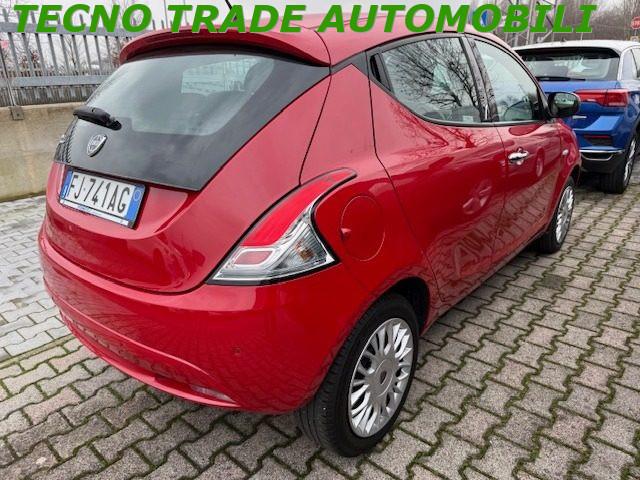 LANCIA Ypsilon 1.2 69 CV SILVER