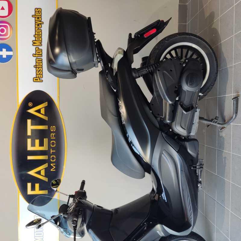 Piaggio Beverly 300 i.e. Police ABS-ASR - 2019