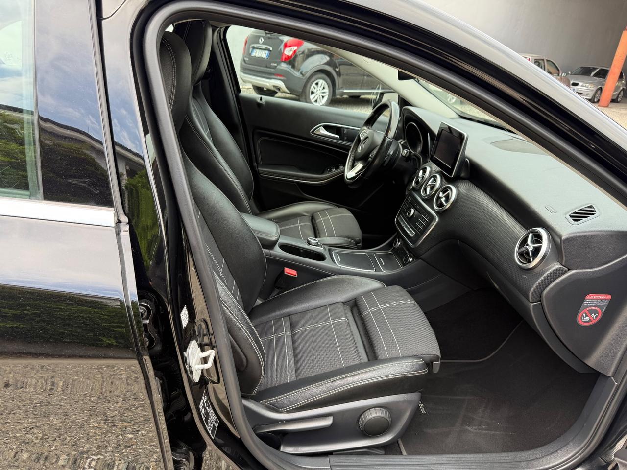 Mercedes-benz A 200 d Automatic Premium
