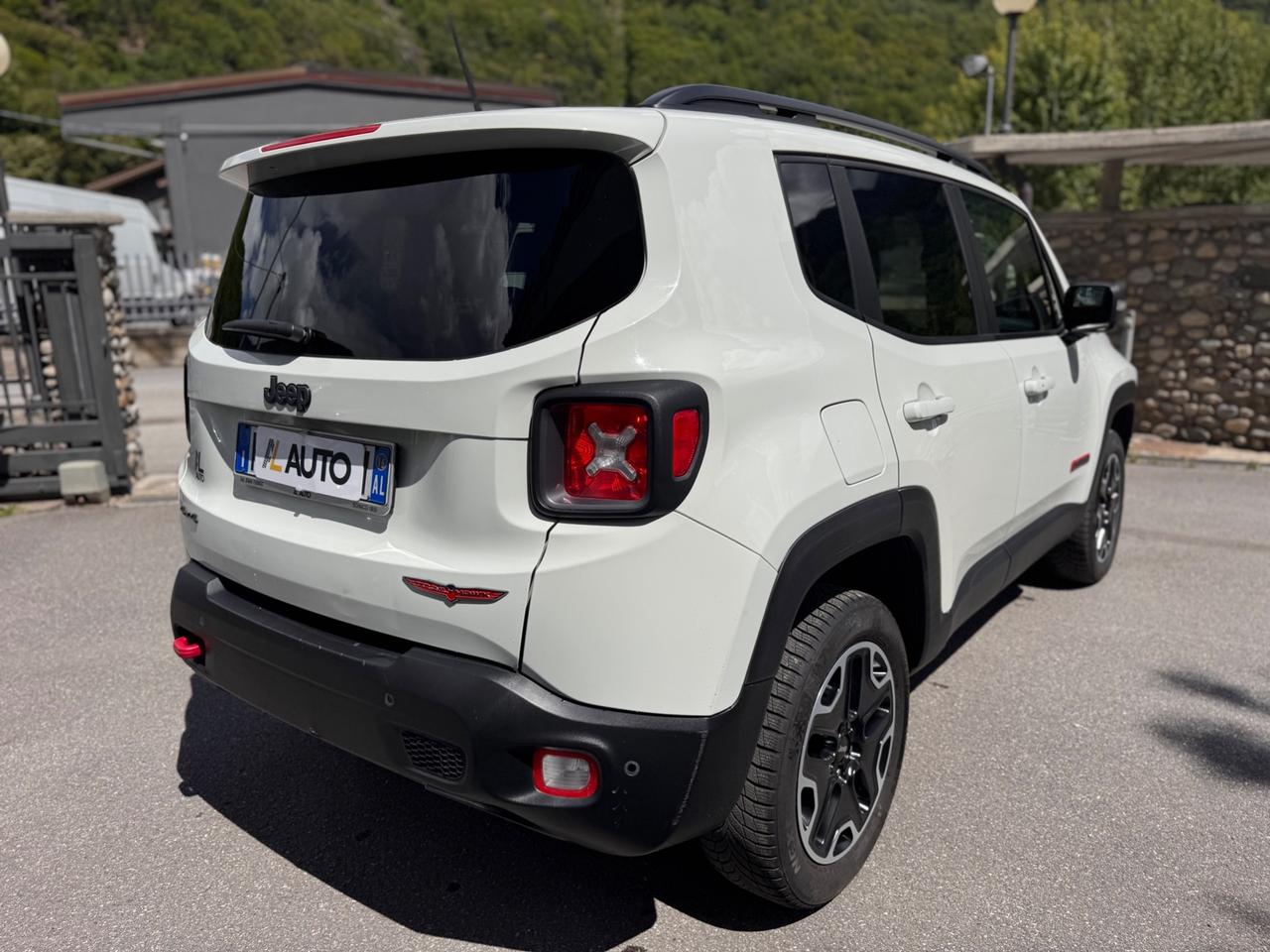 Jeep Renegade 2.0 Mjt 170CV 4WD Active Drive Low Trailhawk