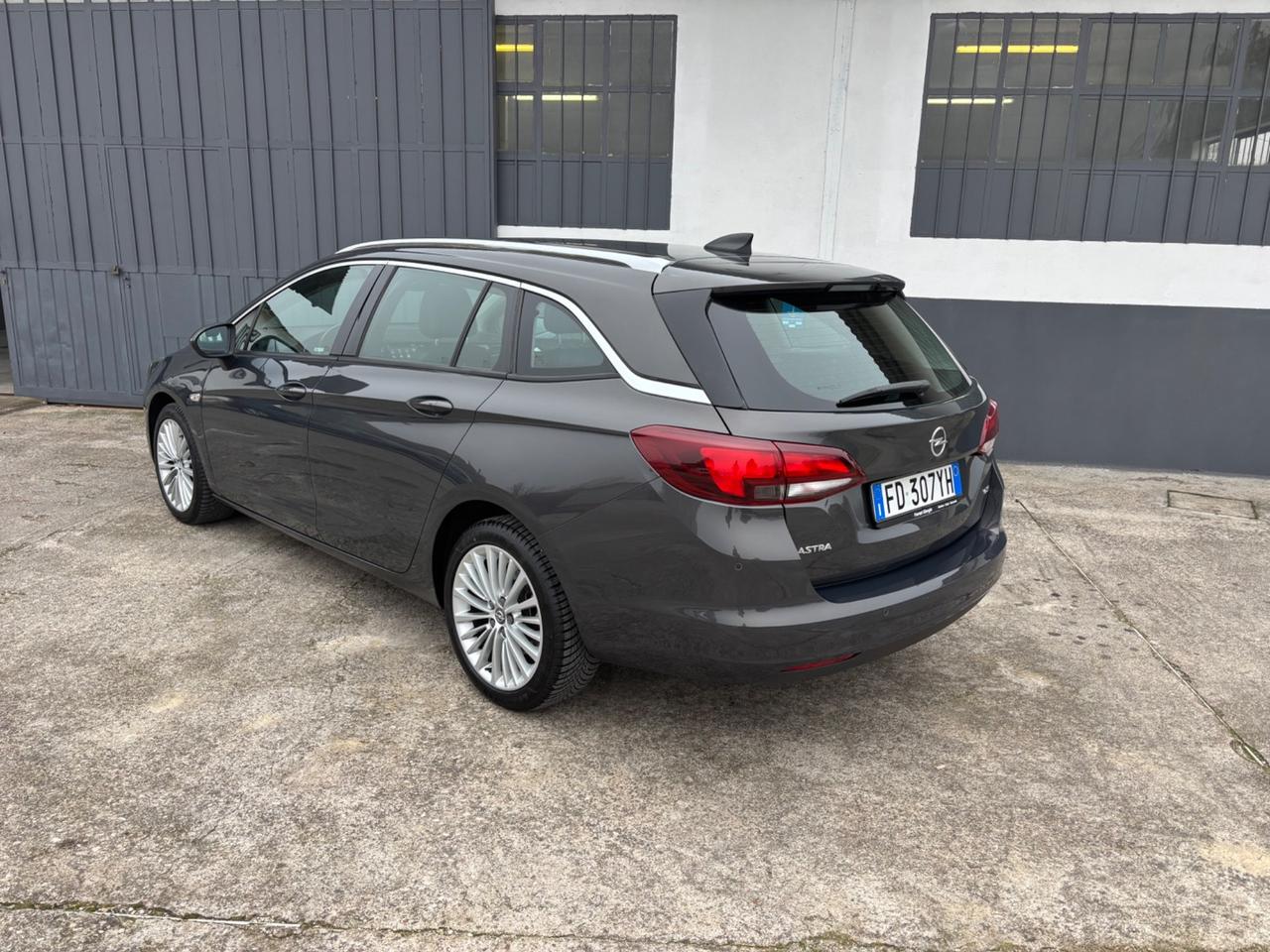 Opel Astra 1.6 CDTi. EURO6-B Garanzia 12 mesi