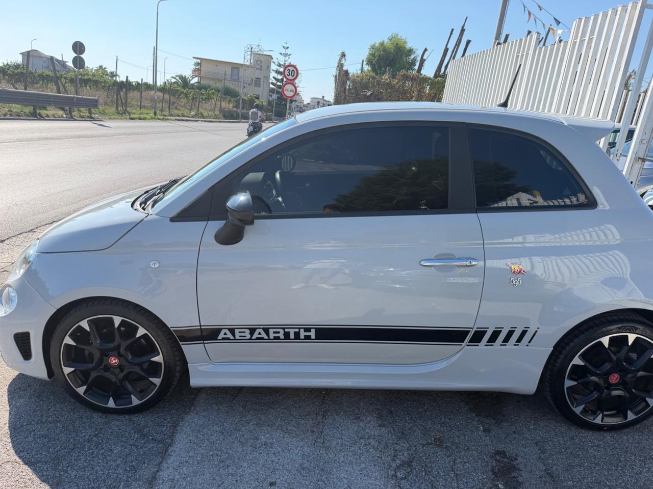 Abarth 595 1.4 Turbo T-Jet 145 CV