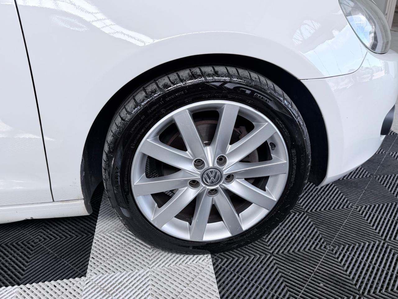 VOLKSWAGEN GOLF 1.4TSI 122CV 5p. Highline 2011