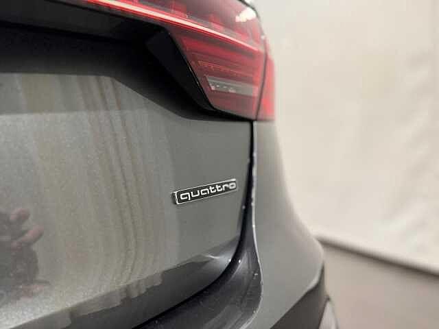 Audi A4 Avant 40 TDI quattro S tronic S line edition