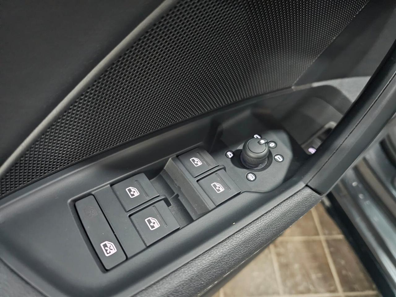 NUOVA AUDI A3 SPORTBACK S-LINE 35 TDI 150CV S-TRONIC IDENTITY BLACK