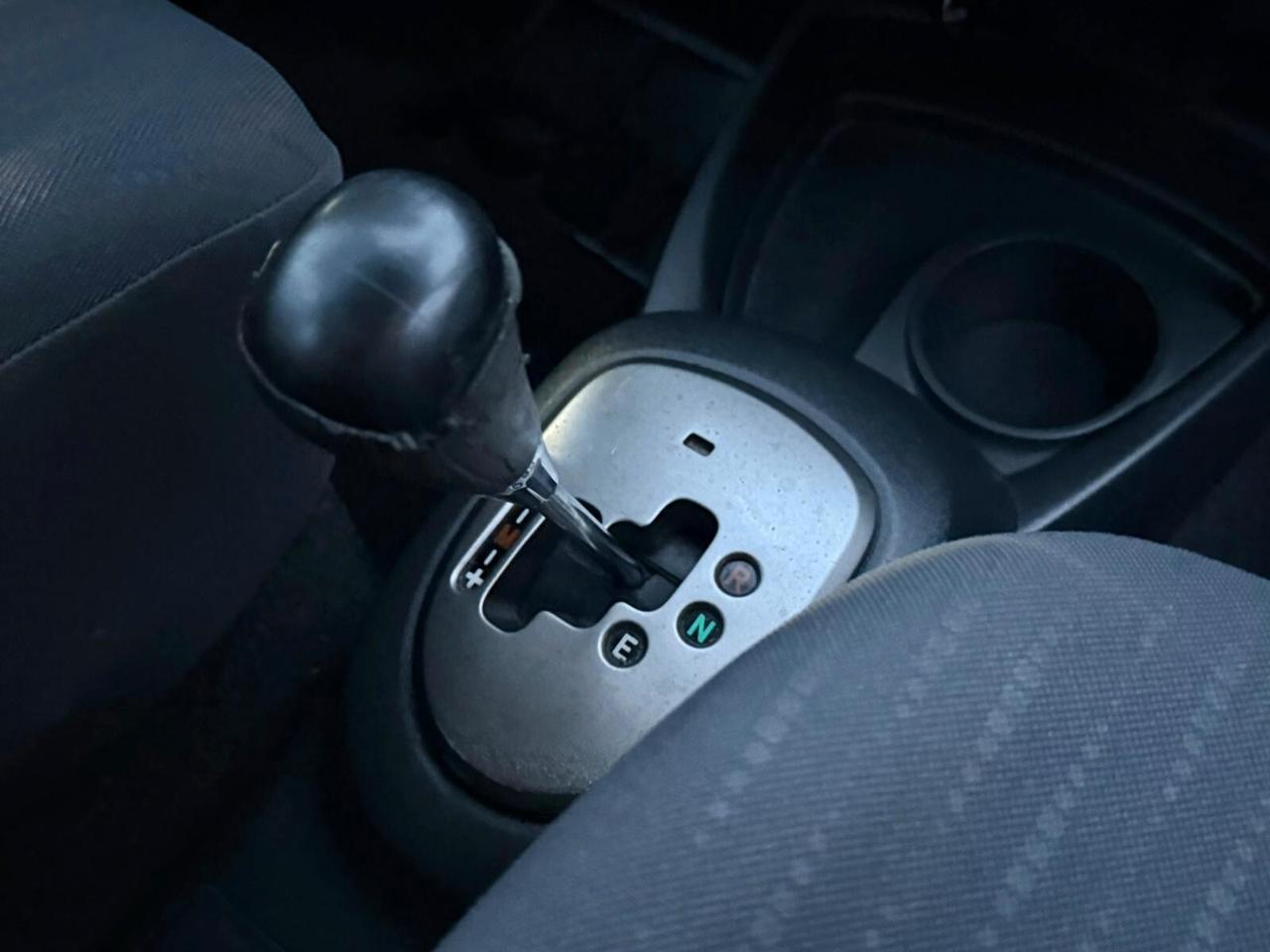 Toyota Yaris 1.4 D-4D 2010 Automatica