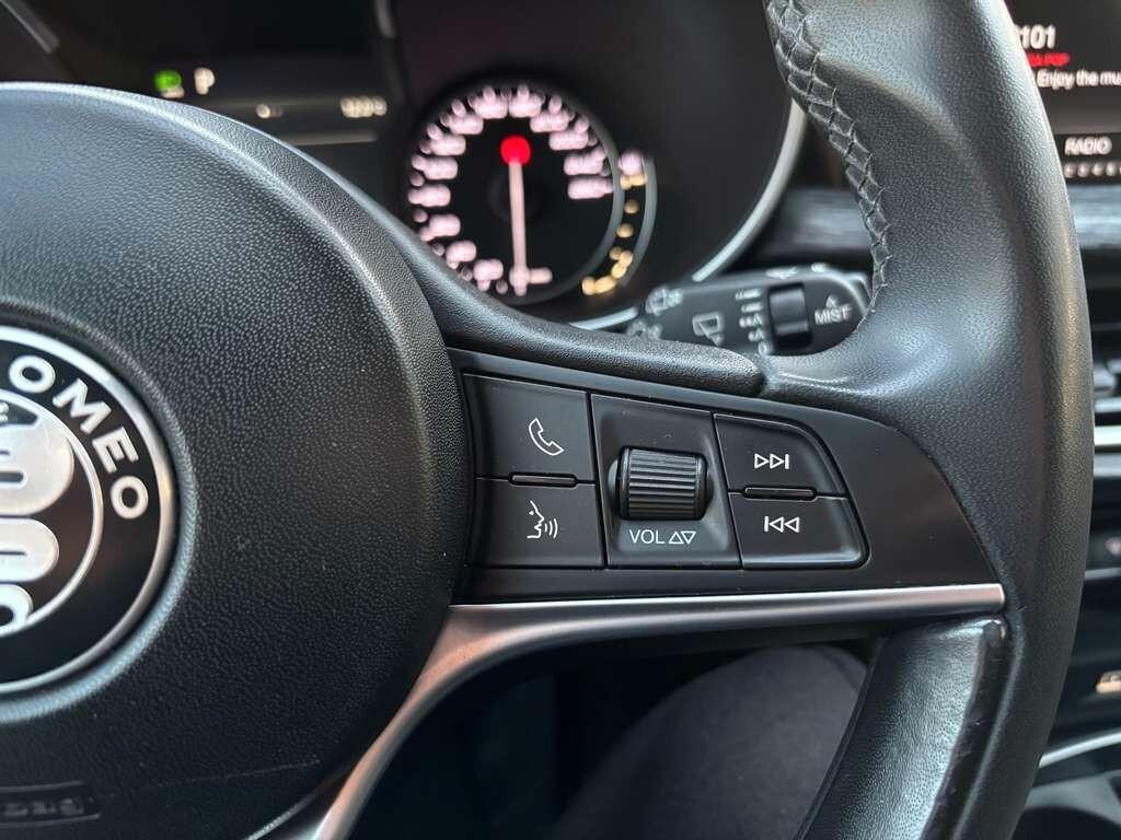 Alfa Romeo Stelvio 2.2 Turbodiesel 160 CV 2019/ 142.000 KM Tua a soli 199 Euro al mese