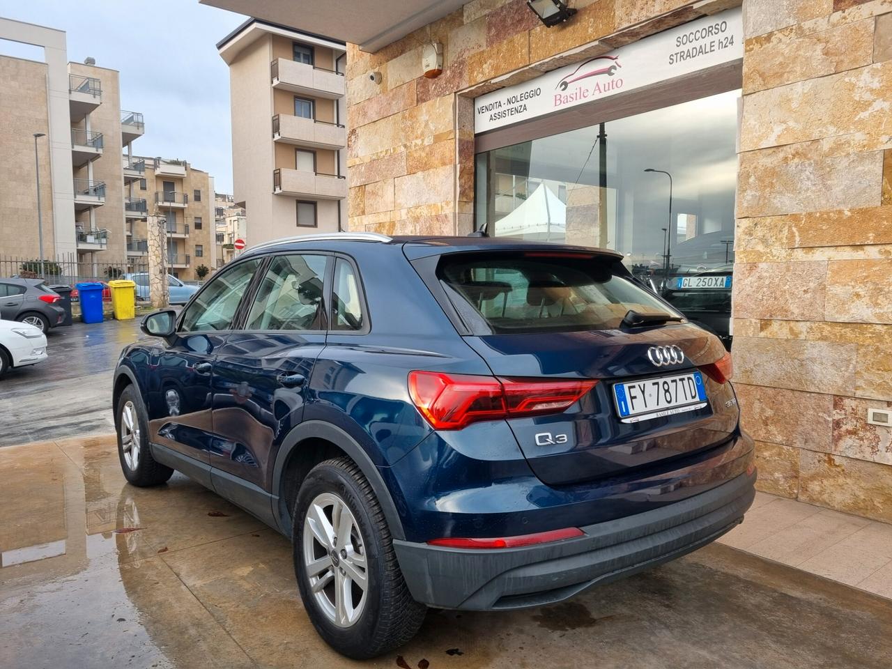 Audi Q3 35 TDI S tronic Business