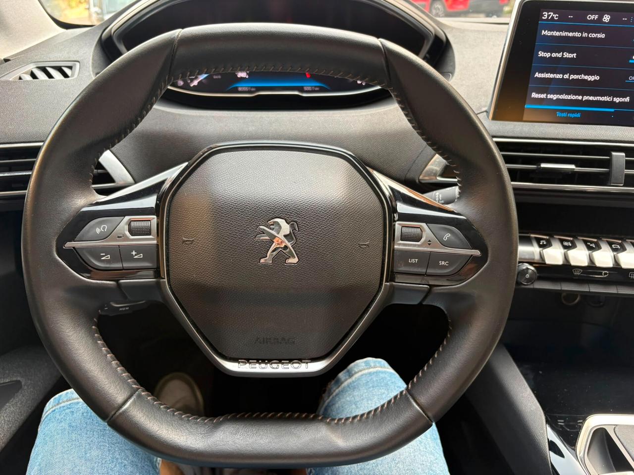 Peugeot 3008 BlueHDi 130 S&S Active Pack