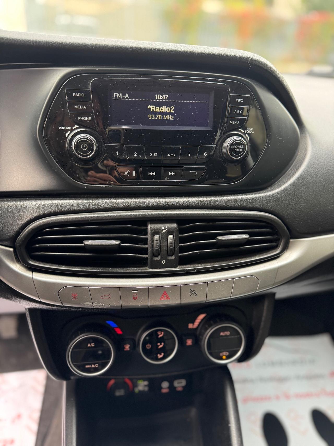 Fiat Tipo 1.4 4 porte Opening Edition