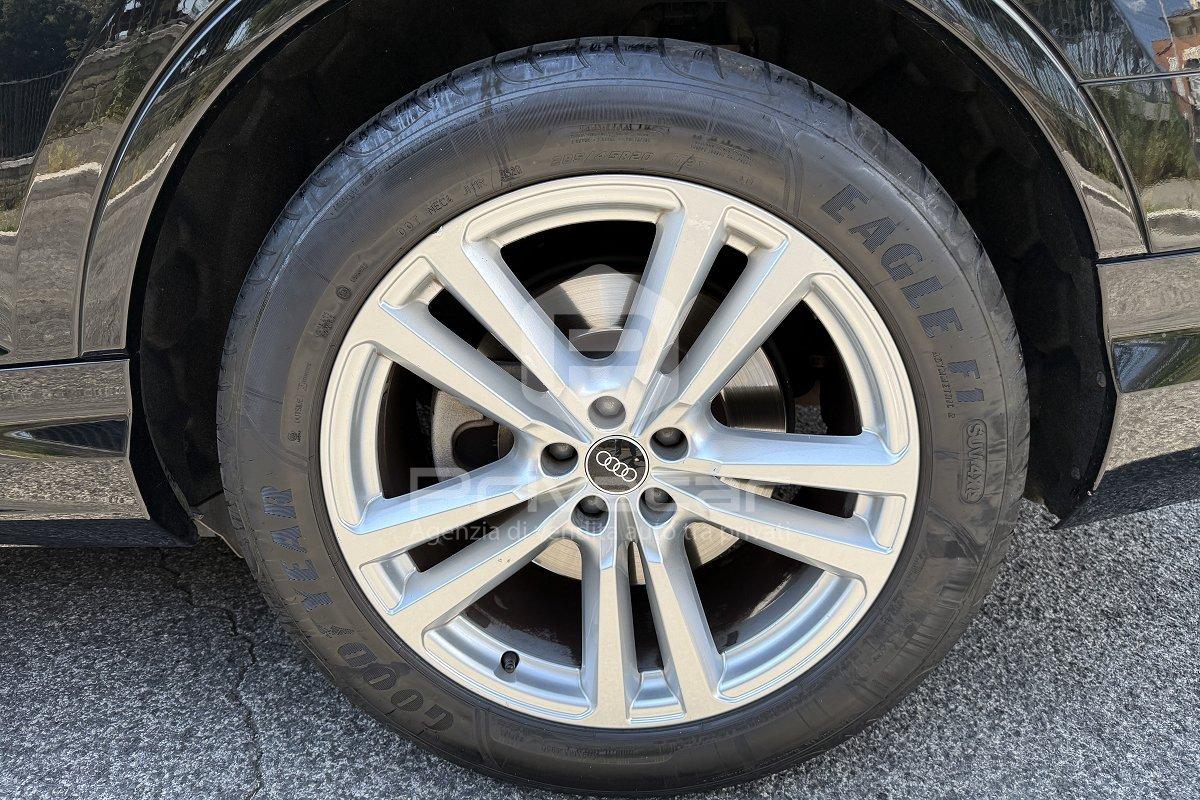 AUDI Q7 45 TDI quattro tiptronic Sport