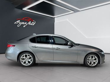 Alfa Romeo Giulia 2.2 Turbodiesel 160 CV AT8 Sport-Tech