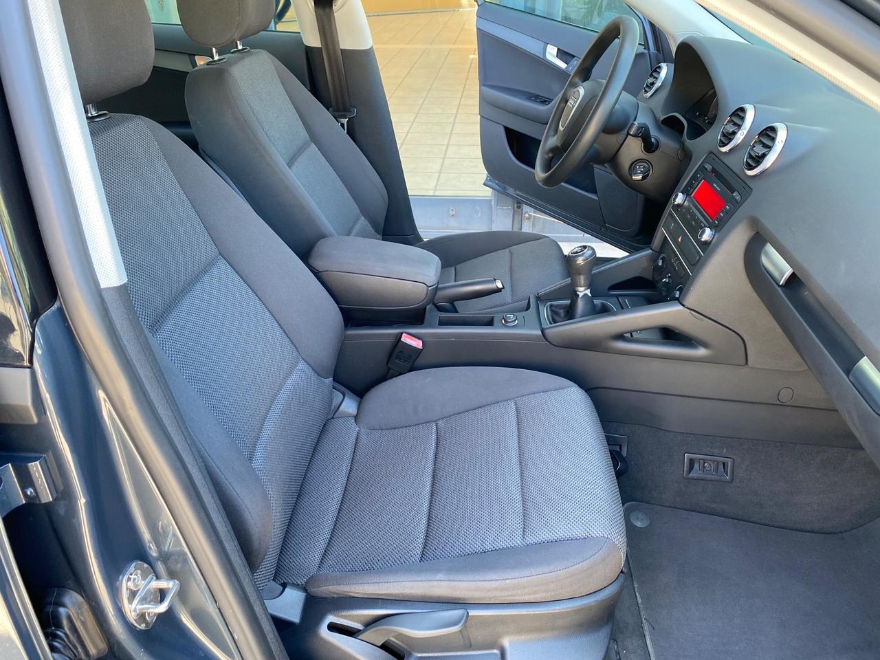 Audi A3 1.6 TDI 90cv - 2011