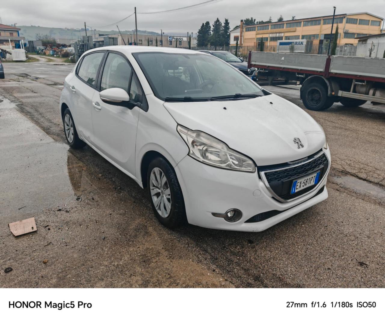 Peugeot 208 1.4 VTi 95 CV 5p. GPL