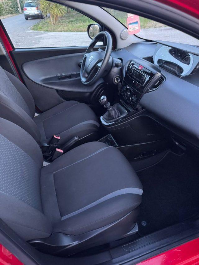 LANCIA Ypsilon 1.2 69 CV 5 porte GPL Ecochic Gold