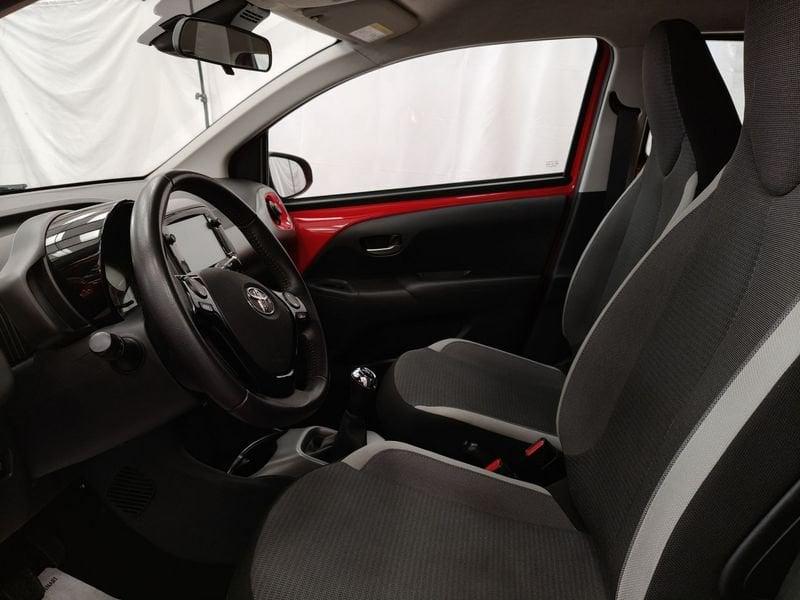 Toyota Aygo Connect 1.0 VVT-i 72 CV 5 porte x-play