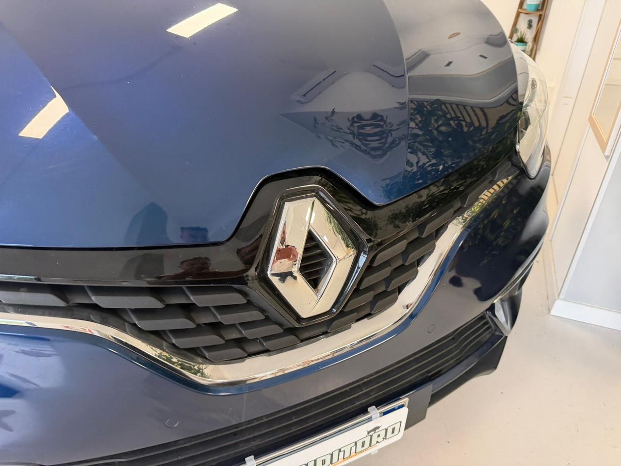 RENAULT Scénic TCe 140 CV Energy Sport Edition2