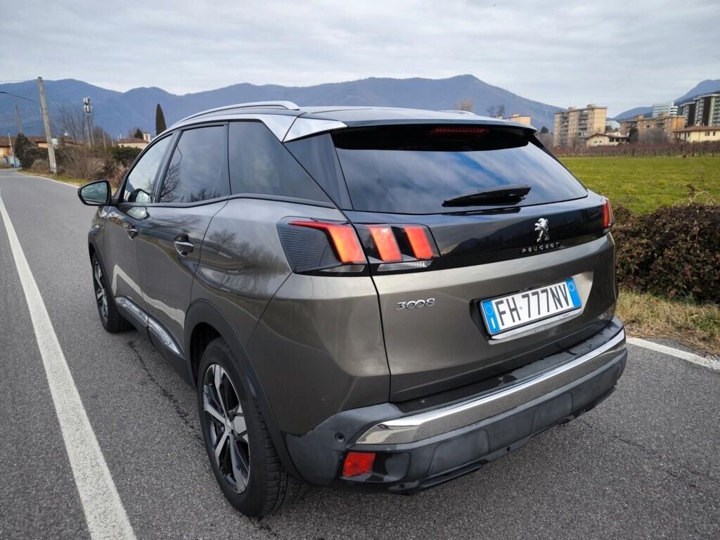 PEUGEOT 3008 1,6 BLUEHDI GT LINE – CAMBIO AUTOMATICO