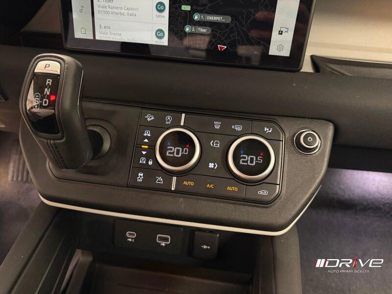 Land Rover Defender Defender 110 3.0D I6 300 CV AWD Auto SE