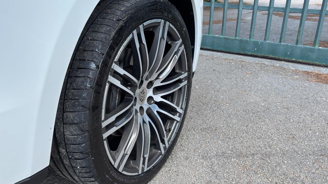 Porsche Macan 2.0