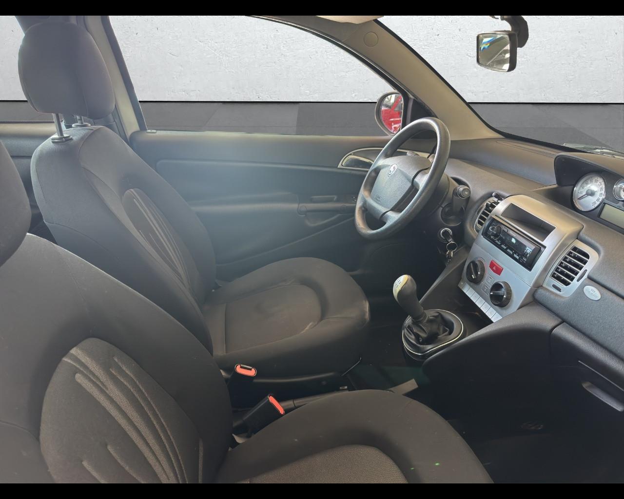 LANCIA Ypsilon 2ª serie - Ypsilon 1.3 MJT 75 CV Diva