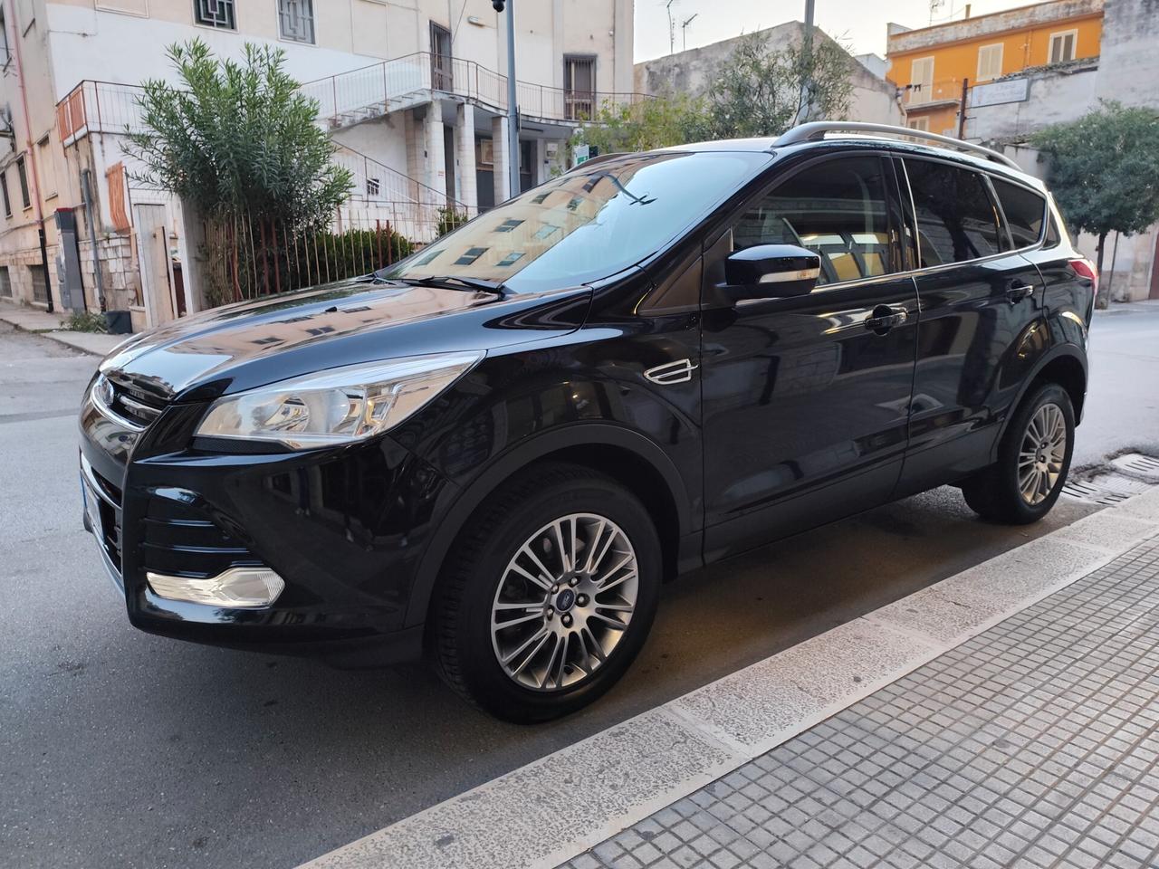 Ford Kuga 2.0 TDCI 163 CV 4WD GANCIO TRAINO