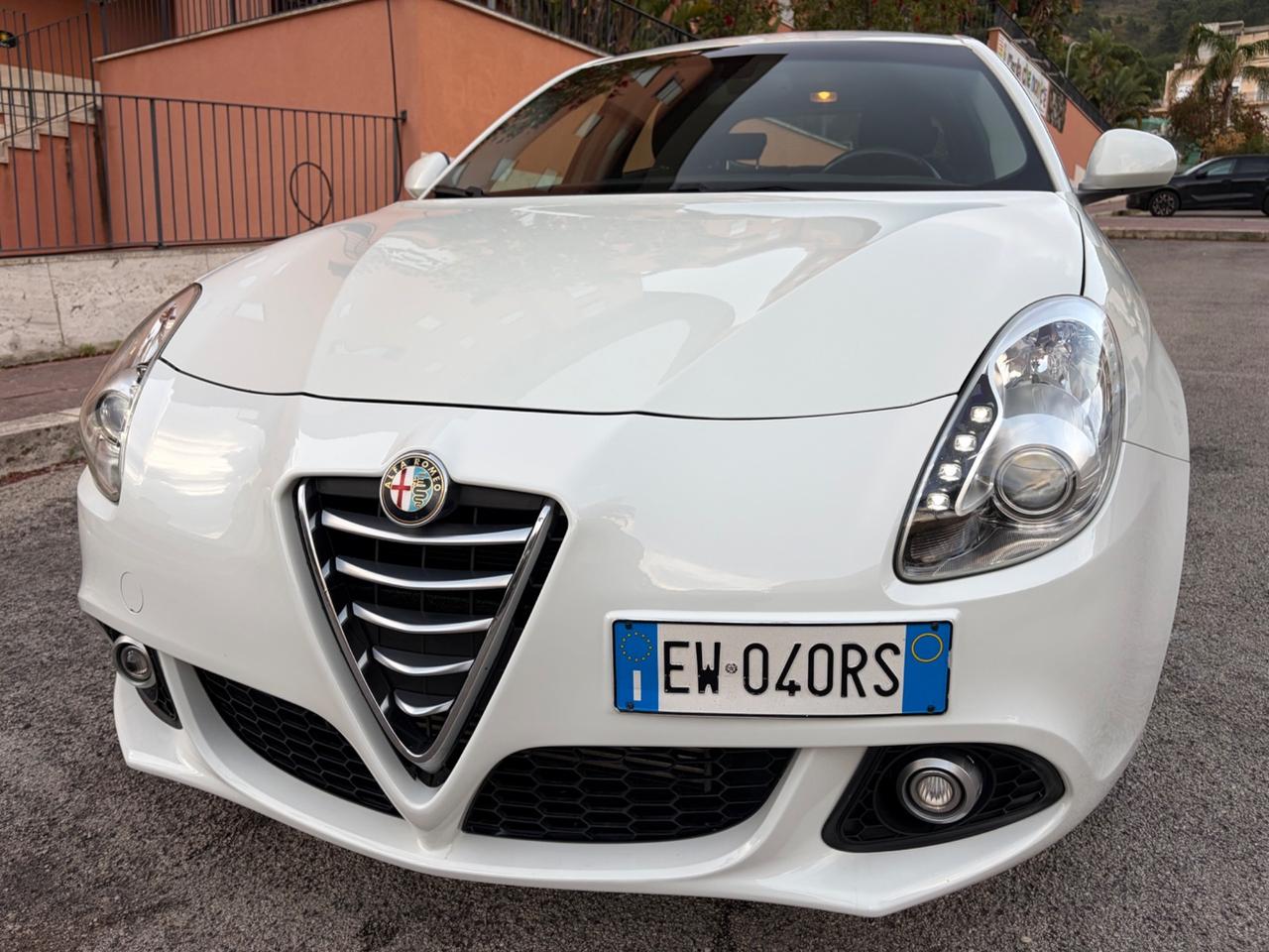 Alfa Romeo Giulietta 1.6 JTDm distictive ideale per neopatentati
