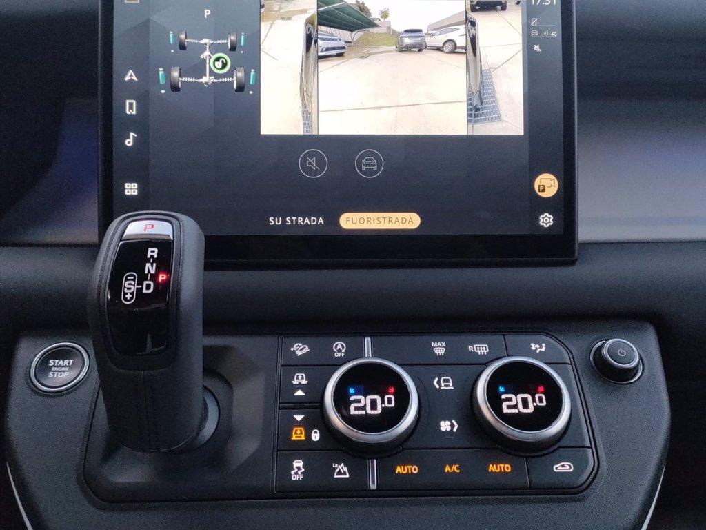 LAND ROVER Defender (2019) LAND ROVER 110 3.0D I6 200 CV AWD Auto X-Dynamic SE del 2025