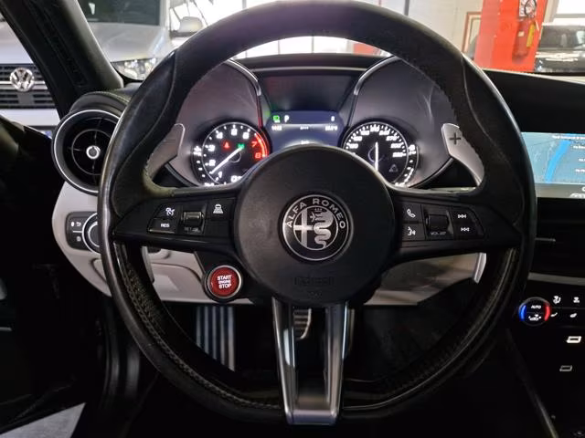 ALFA ROMEO Giulia 2.9 V6 BI-TURBO QUADRIFOGLIO +CARBON CERAMICA+UNIP