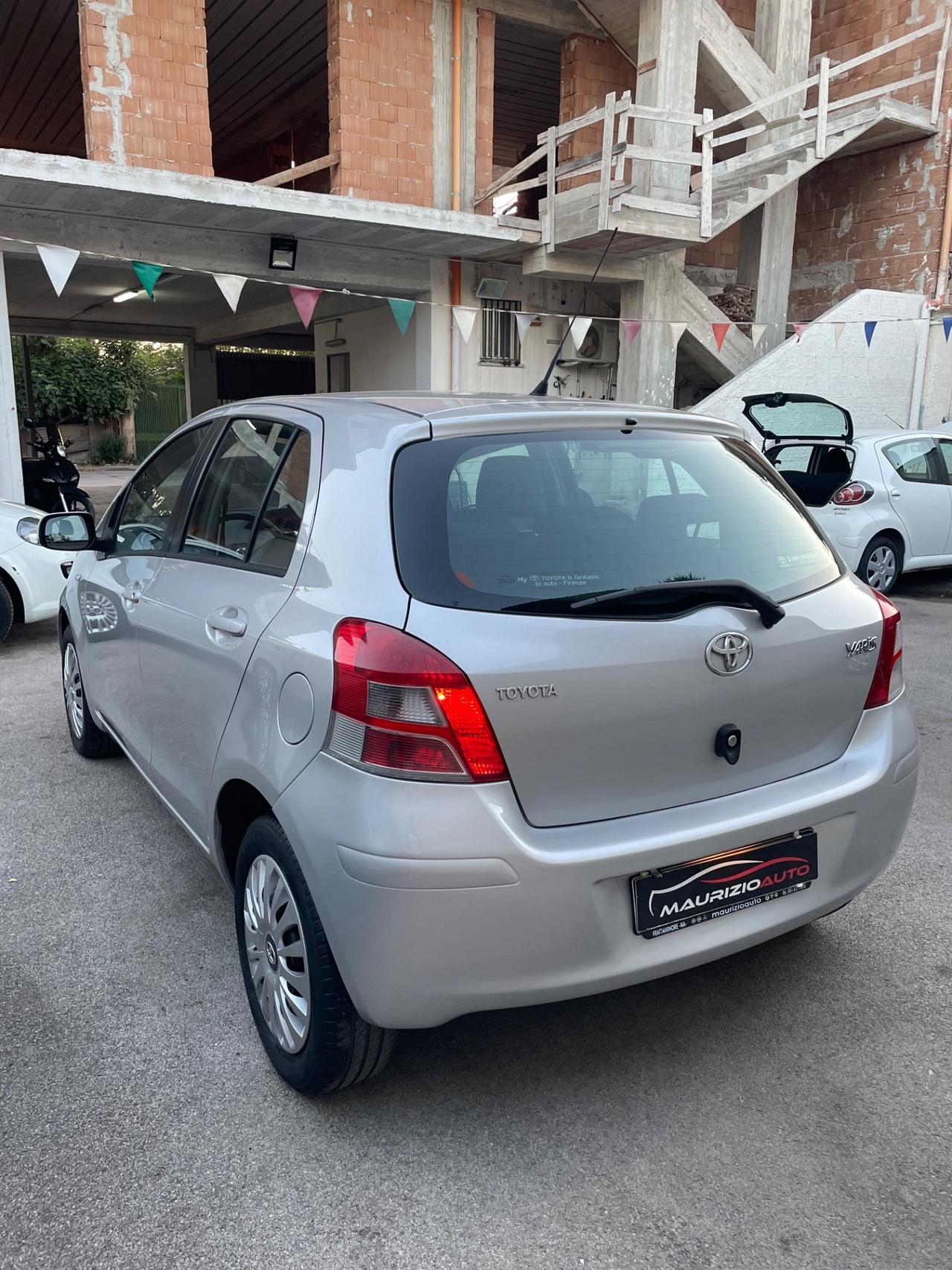 Toyota Yaris 1.0 5 porte Lounge FULL dal nord Italia bella