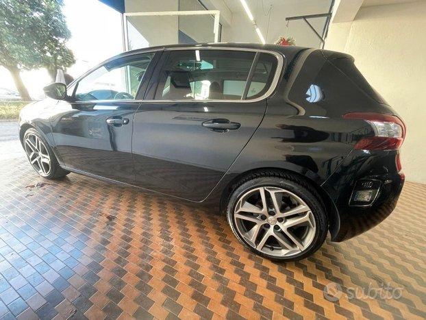 PEUGEOT 308 2 serie 308 BlueHDi 120 S&S Allure