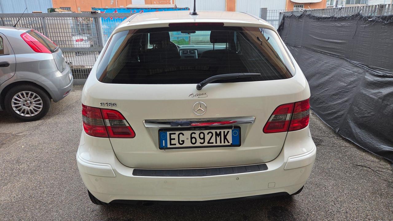 Mercedes-benz B 180 NGT BlueEFFICIENCY Executive unico proprietario