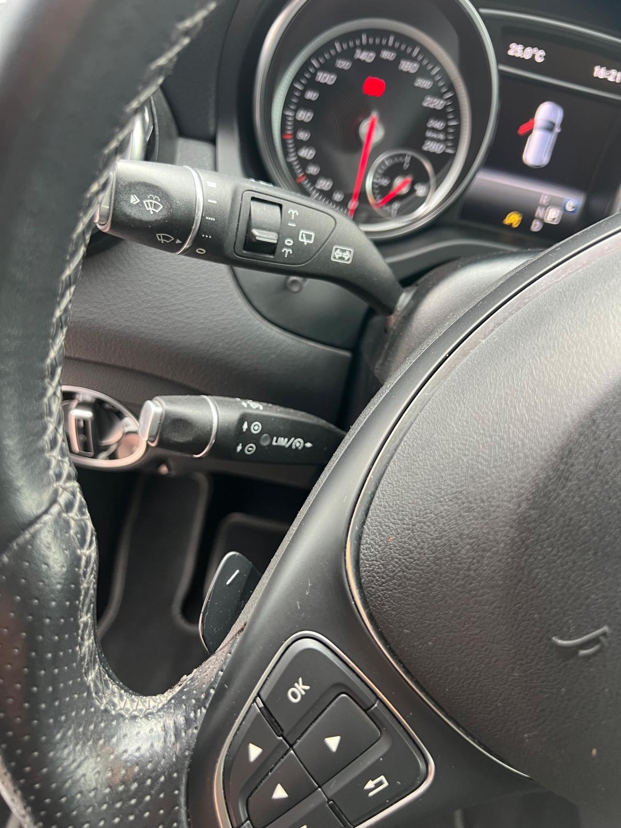 Mercedes-benz GLA 200 d Automatic Premium